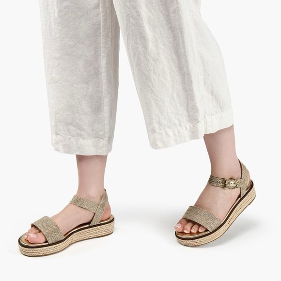 NWOT- Micheal Kors Richie Espadrille sandal - Size 10 - Picture 1 of 11